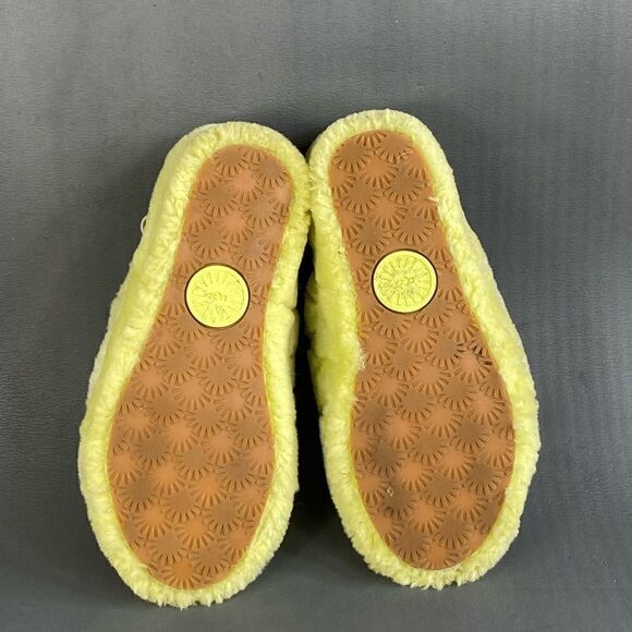 UGG Womens Fluff Yeah Slide Poppy Sandals Pollen Green Size 6 - Picture 7 of 7